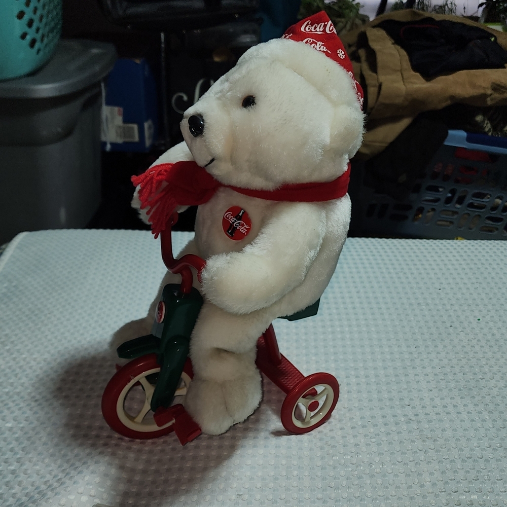 COCA COLA EUC VINTAGE 1998 COKE POLAR BEAR TRICYCLE MOVABLE  WORKS
